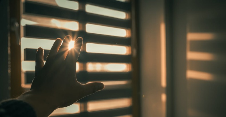 Isolatieglas in je recreatiewoning: zo bespaar je het hele jaar op energiekosten